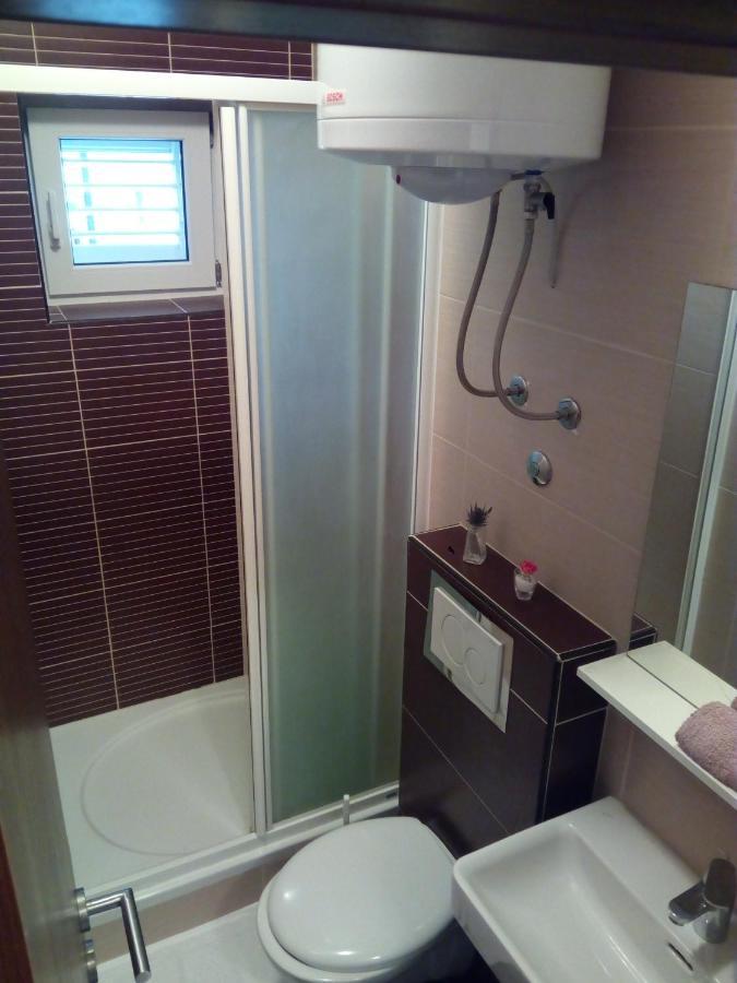 Apartment On The Beach Lokva Rogoznica Exterior photo
