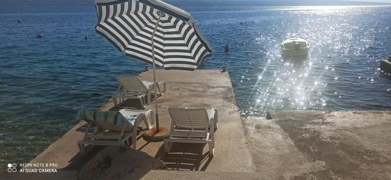 Apartment On The Beach Lokva Rogoznica Exterior photo